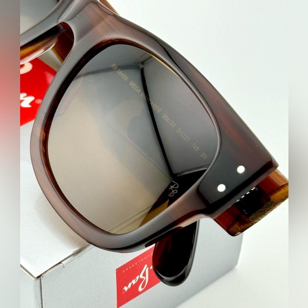 Ray-Ban Mega Wayfarer Sunglasses RB0840S Polished Striped Havana Brown Lenses - Picture 13 of 14